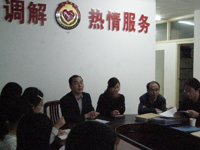 新葡的京官网“南湖青年刑法沙龙”赴洪山街司法所开展社区矫正调研活动